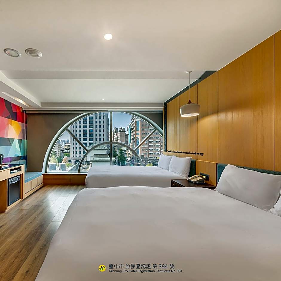 CHECK inn Taichung Wenxin Zhongqing