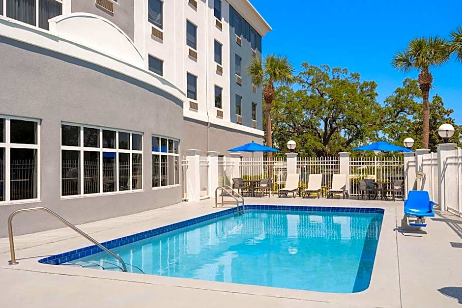 Holiday Inn Express St. Petersburg North / I-275 By IHG