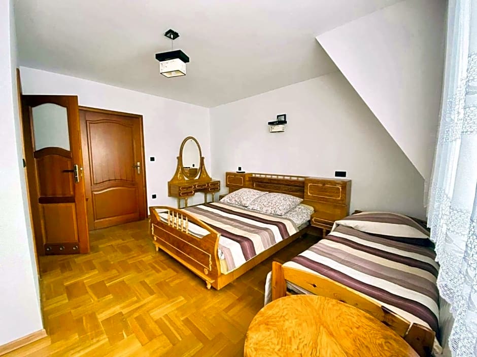 Pokoje Gościnne Letycja