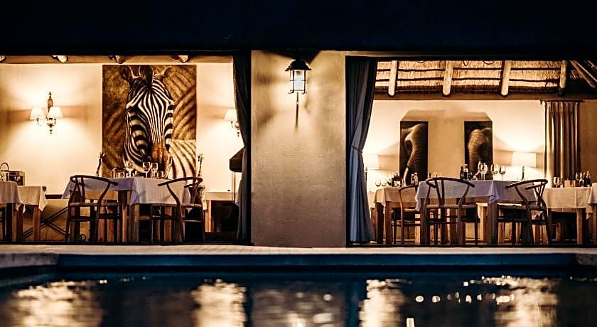 Bukela Game Lodge - Amakhala Game Reserve