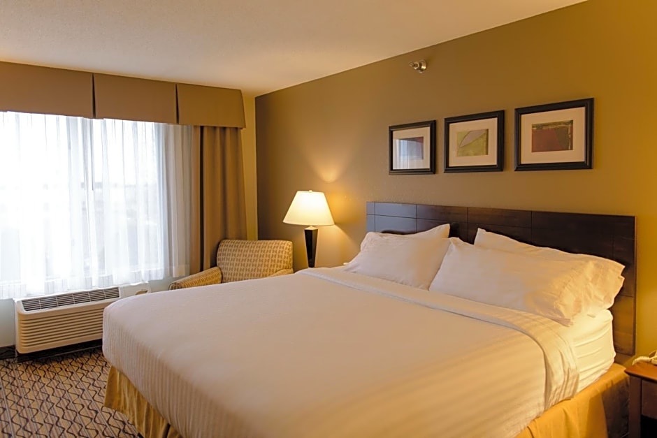 Holiday Inn Express & Suites Superior, an IHG Hotel