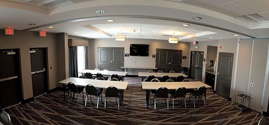 Hampton Inn By Hilton Oxford Conference Center