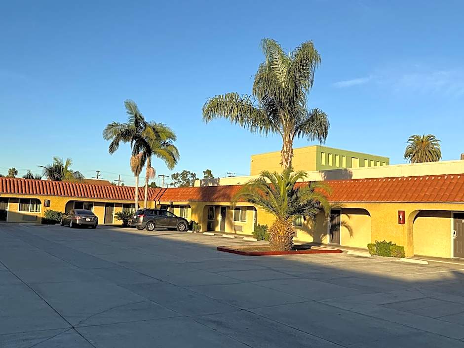 Rocky Inn Motel Long Beach, CA – Long Beach, CA