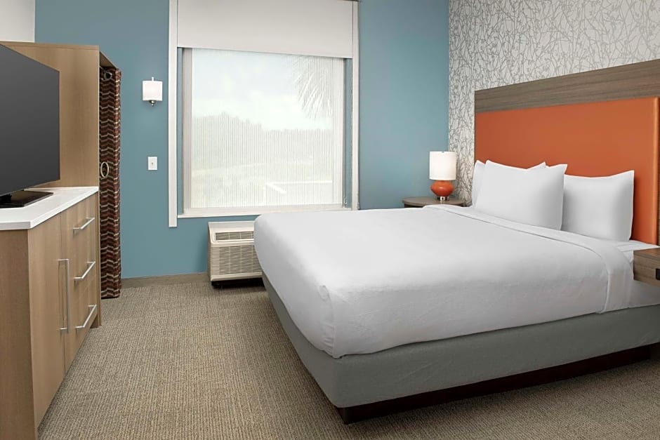 Home2 Suites by Hilton Fort Myers Airport 