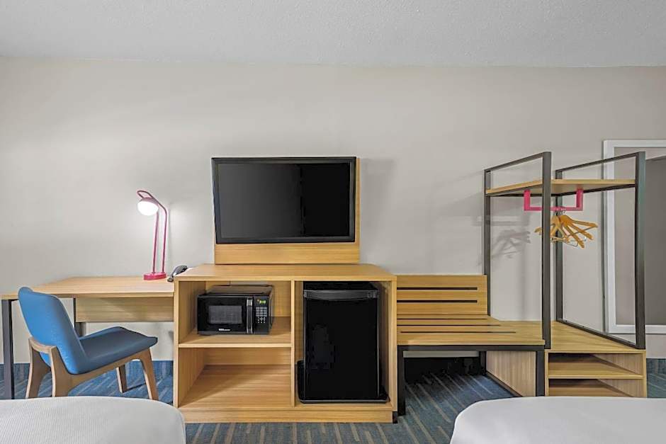 Park Inn by Radisson Weldon - Roanoke Rapids