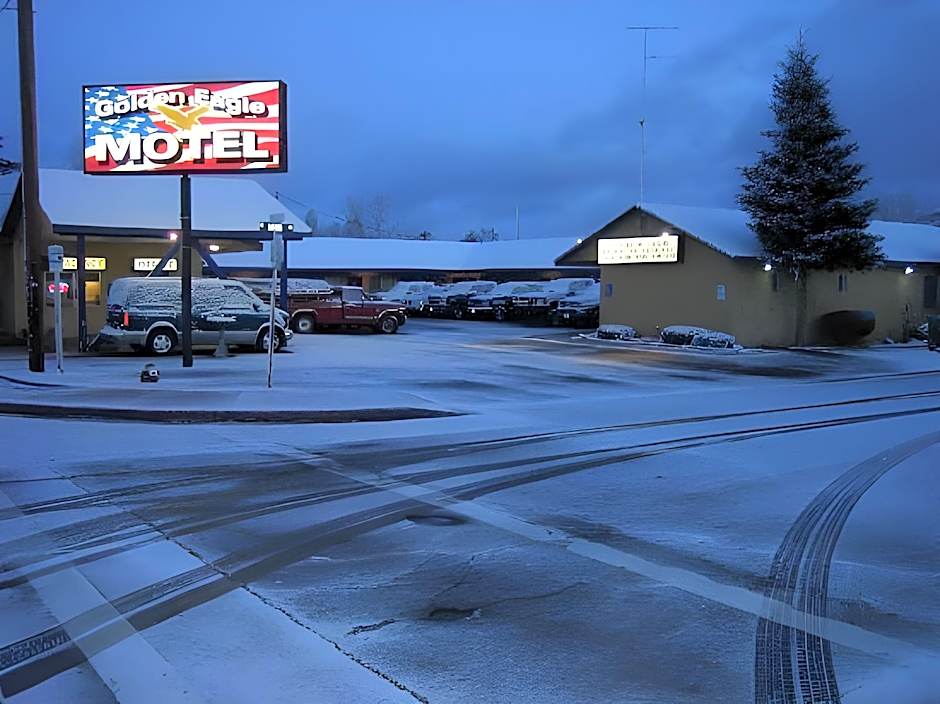 Golden Eagle Motel