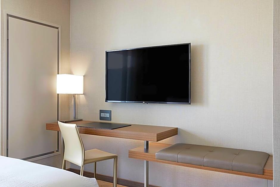 AC Hotel by Marriott Irvine