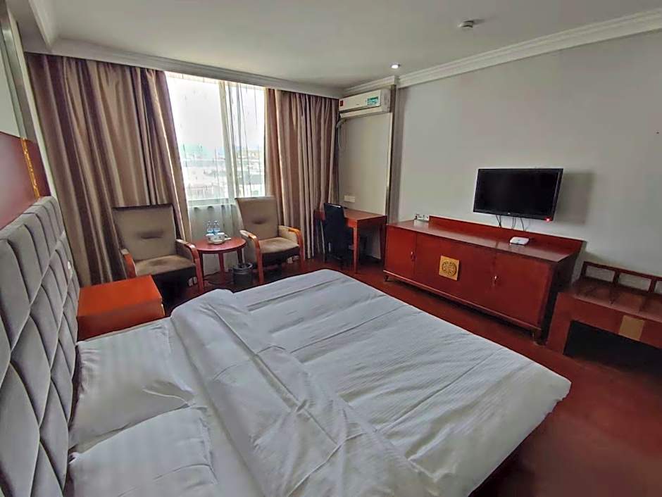 GreenTree Inn Taizhou Tiantai Bus Station Express Hotel