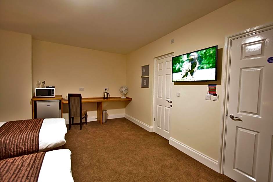 New County Hotel by RoomsBooked