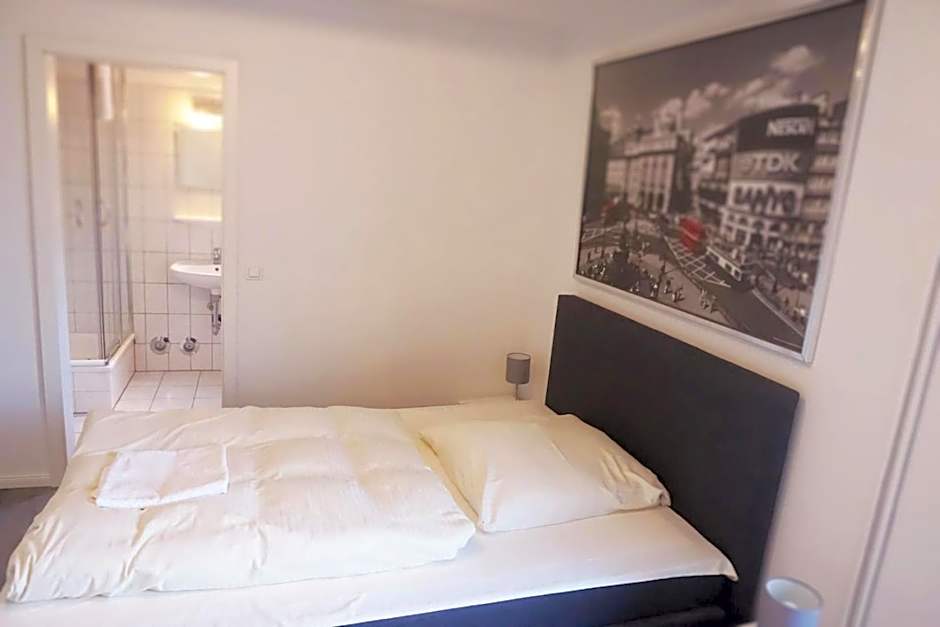 Ellada Restaurant & Hotel