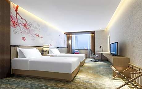 Twin Room - High Floor