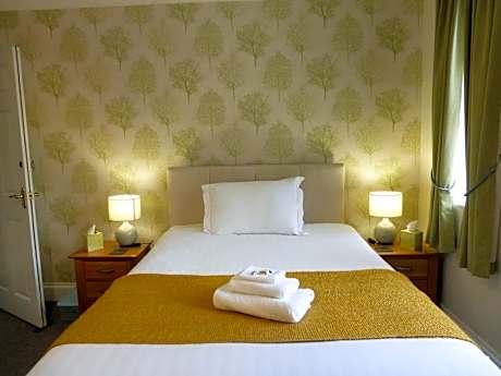 Small Double Room with Shower