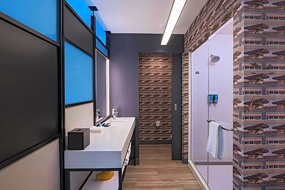 Aloft by Marriott Little Rock West