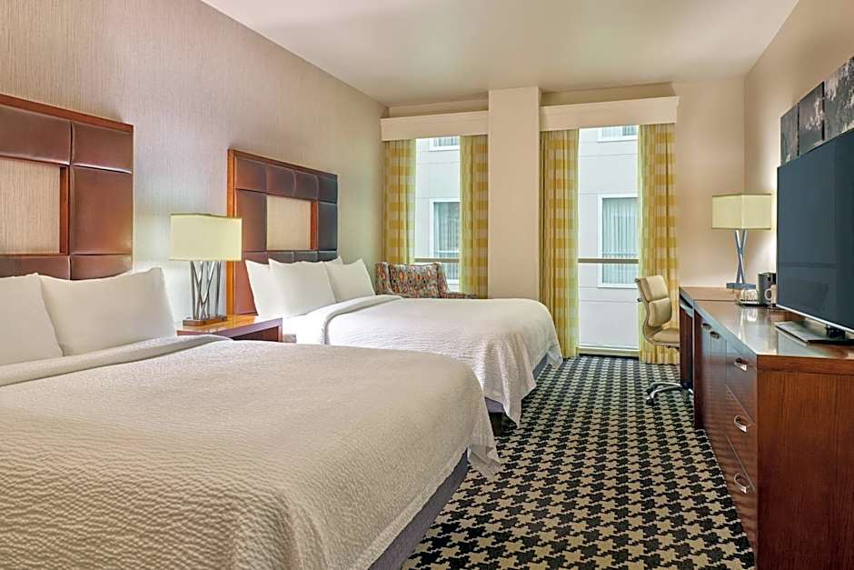 Courtyard by Marriott Denver Downtown