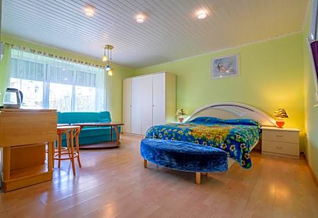 Studio - Ground Floor