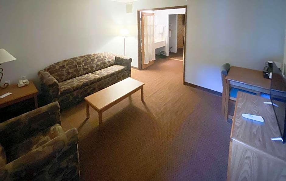 Motel 6 Norway MI