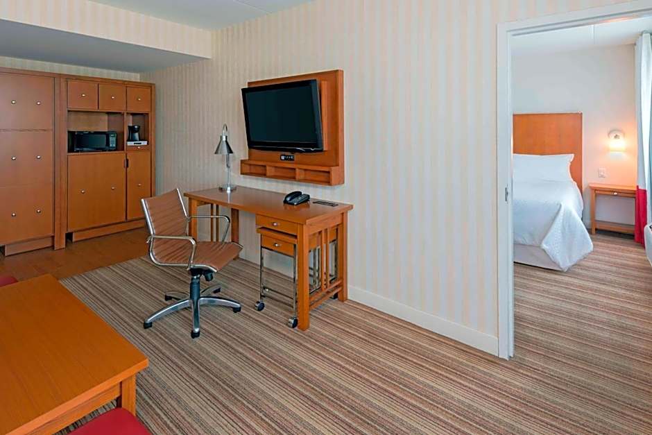 Four Points By Sheraton Cambridge Kitchener, Ontario