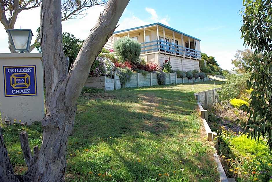 Lakeview Motel & Apartments