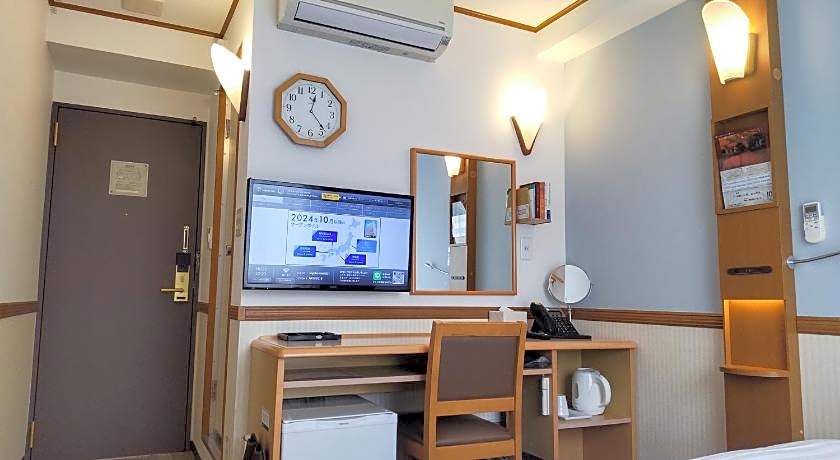 Toyoko Inn Higashi-Hiroshima Ekimae