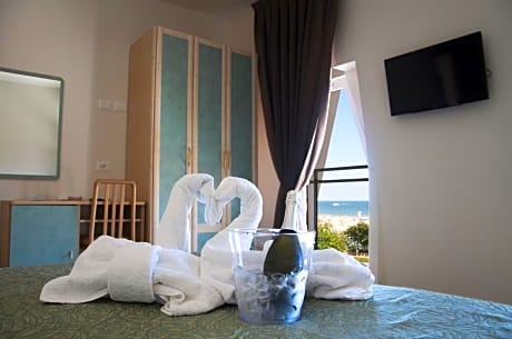 Superior Double or Twin Room with Sea View