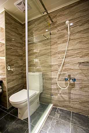 Superior Family Room