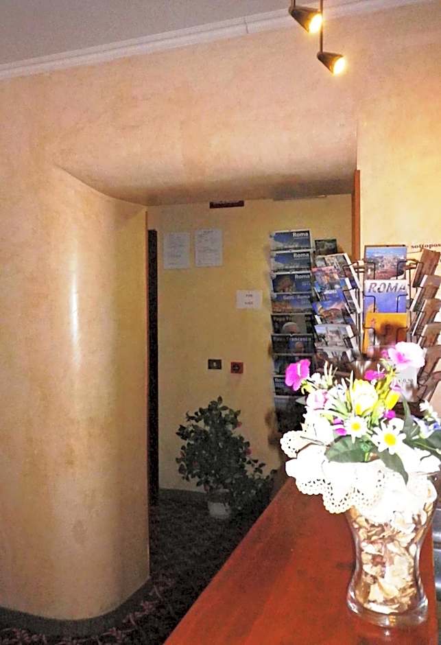 Buonarroti Home
