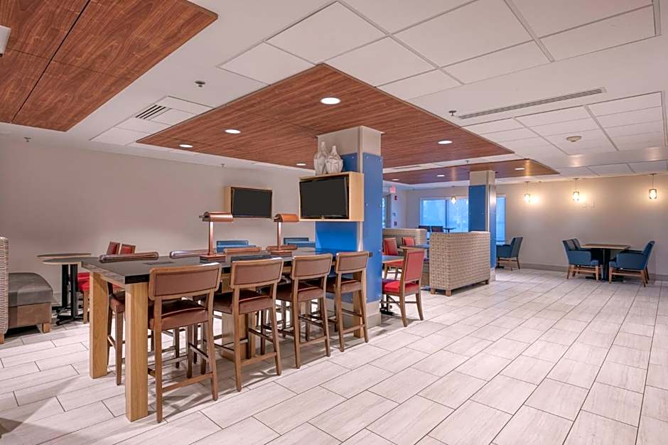 Holiday Inn Express Radcliff Fort Knox By IHG