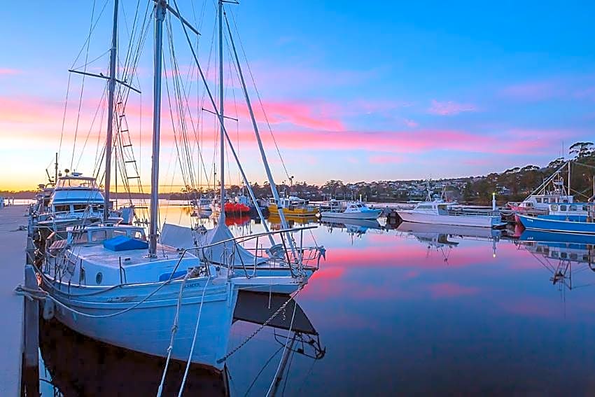 Georges Bay Apartments
