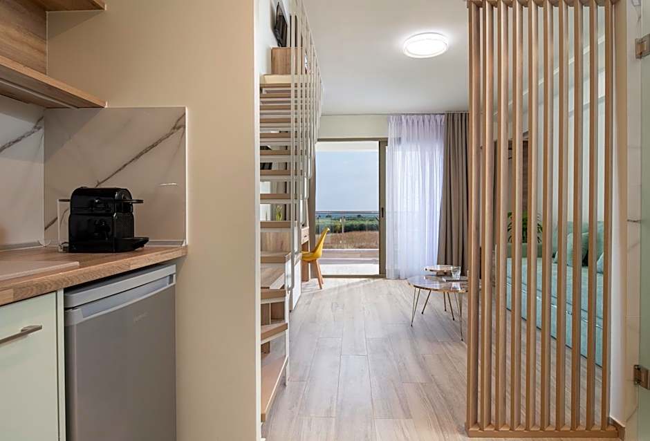 Suite, Sea View — 23 fotoğraftan 1. fotoğraf