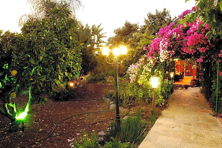 Arbel Guest House Shavit Family