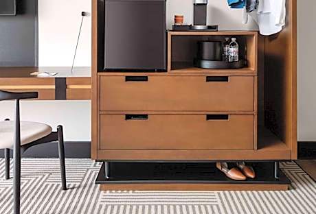 2 Queen Beds, Mobility Accessible Room, Bathtub w/ Grab Bars, Non-Smoking