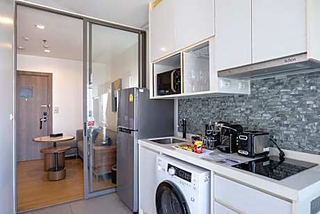Oakwood Suites Tiwanon Bangkok