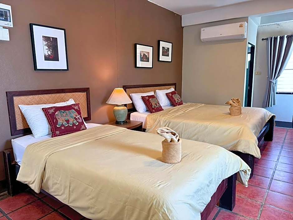 Baan Warabordee Hotel