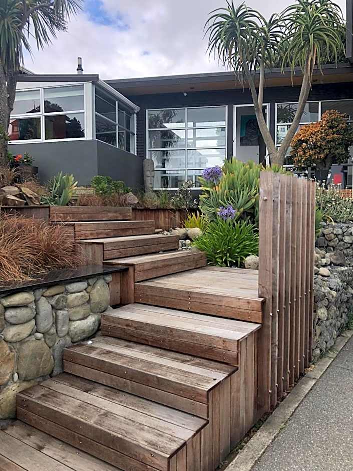 Top Floor Bed and Breakfast