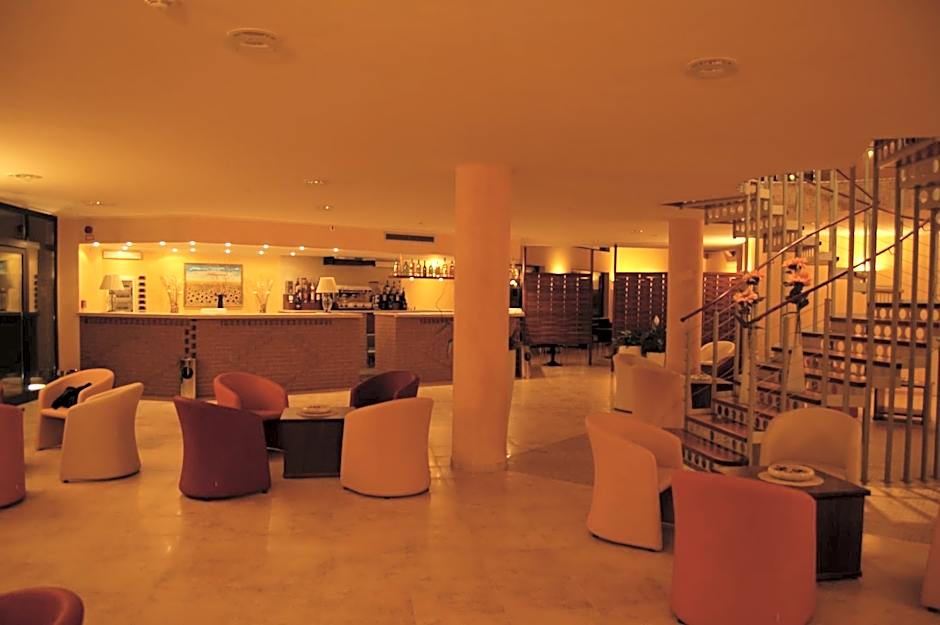 HM MotelHotel