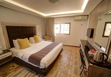 Double or Twin Room with Private Bathroom