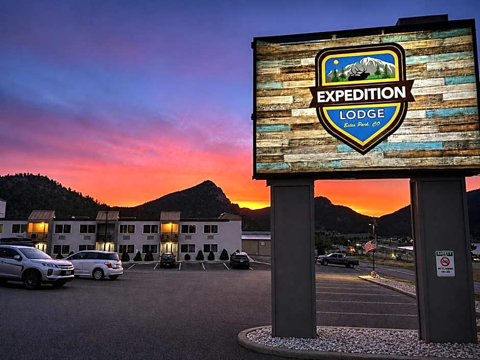 Expedition Lodge Estes Park at Rocky Mtn National Park