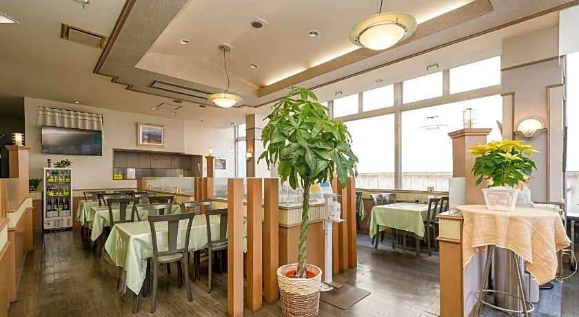 Tendo Central Hotel