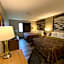 Super 8 by Wyndham Green Bay Near Stadium