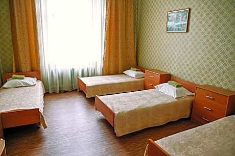 Single Bed in 12-Bed Mixed Dormitory Room