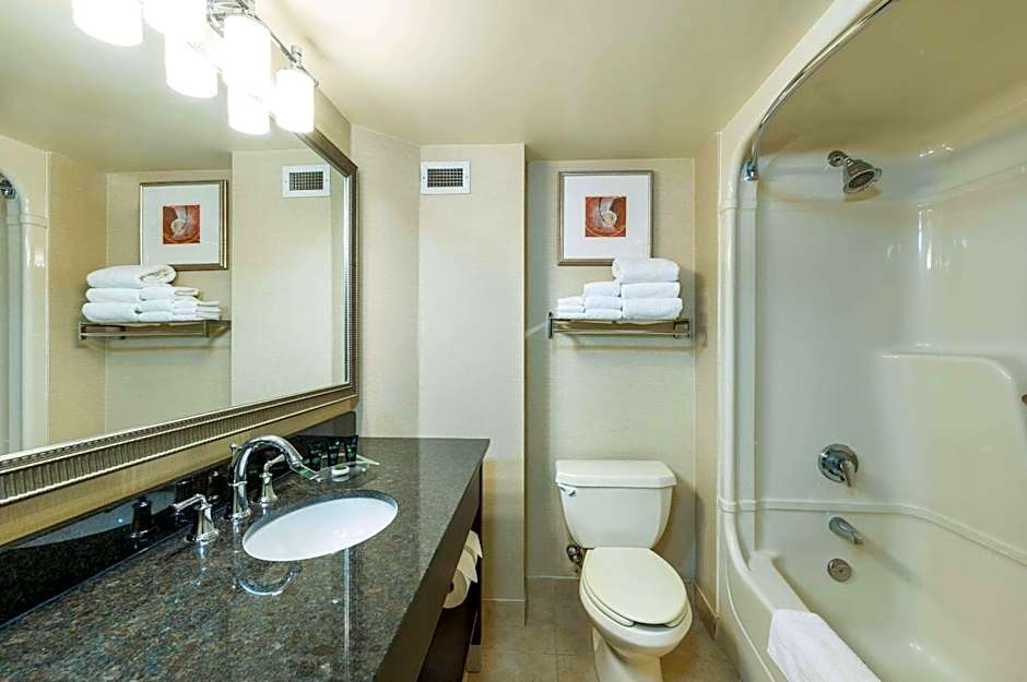 Allure Hotel & Conference Centre