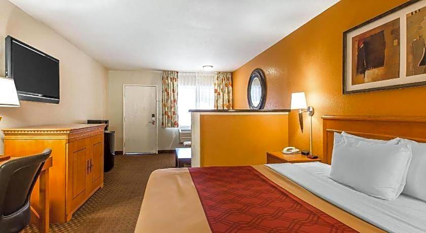 Econo Lodge & Suites El Cajon San Diego East – El Cajon, CA