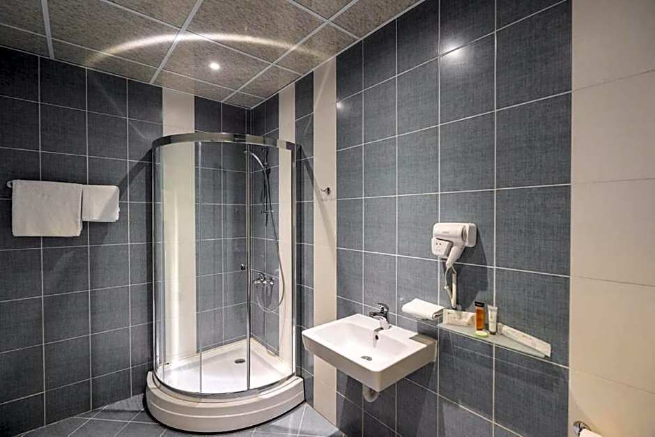 ADEO HOTEL Sport & SPA