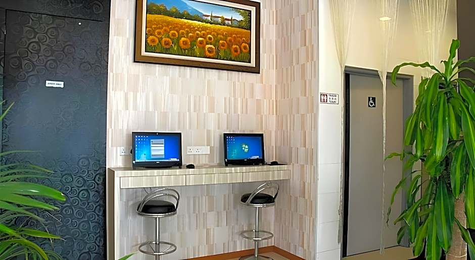 Prince 33 Hotel