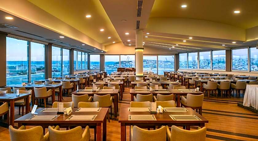Parion Hotel