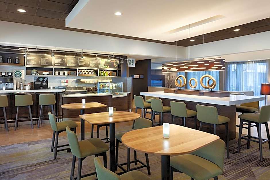 Courtyard by Marriott St. Petersburg Clearwater
