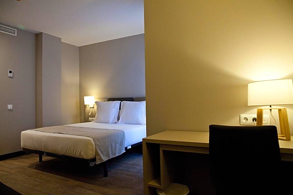 May Ramblas Hotel