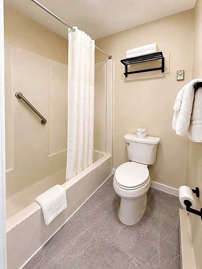 Cod Cove Inn, BW Signature Collection