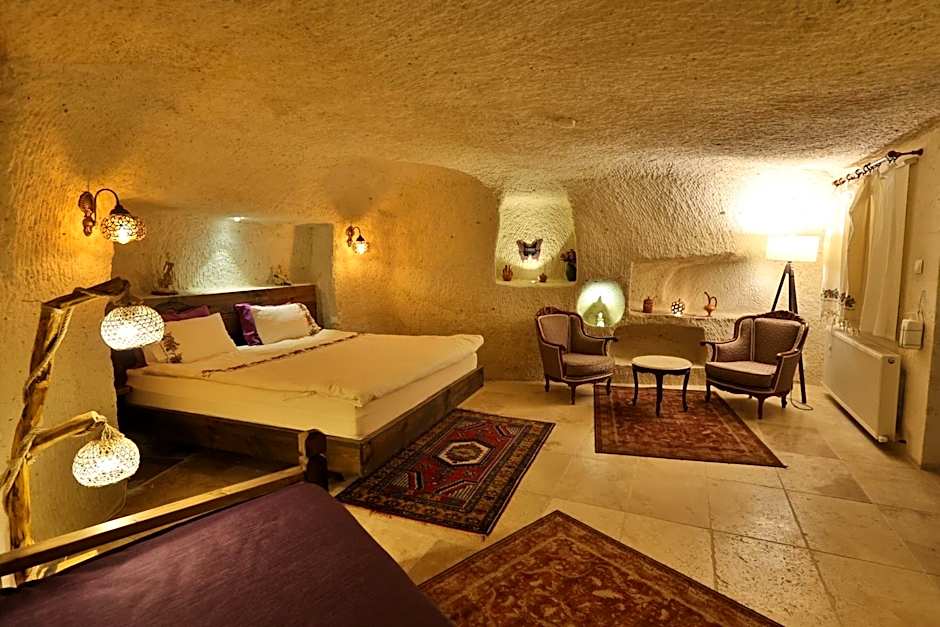 Demisos Caves Hotel