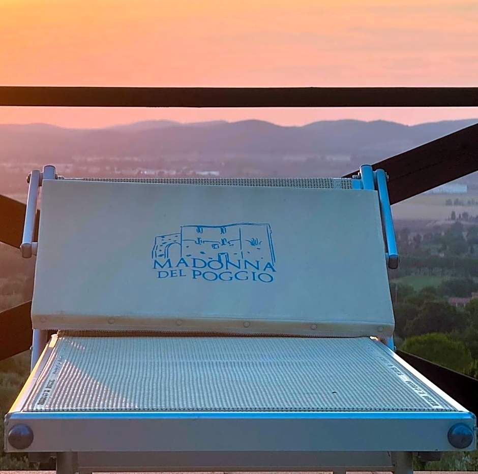 Madonna del Poggio B&B